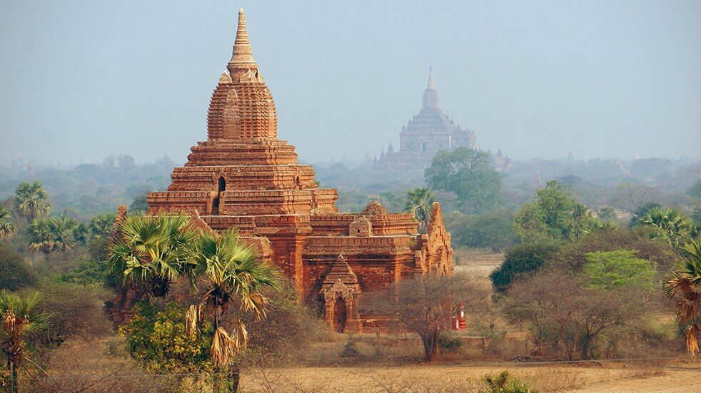 Explore Travel guide: Burma Bagan Temple